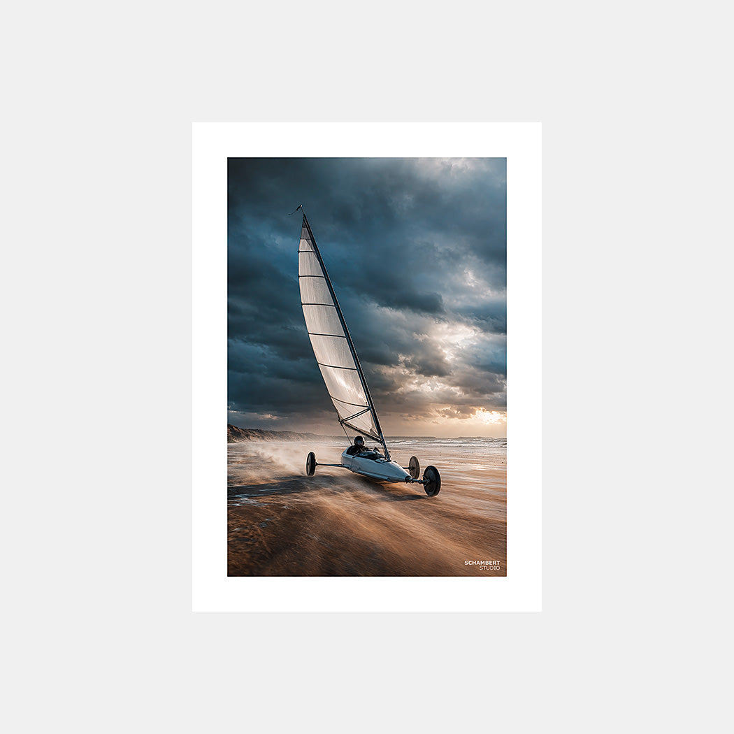 Douce tempête | Affiche chars à voile sur la Côte d'Opale - Design avec marge blanche.